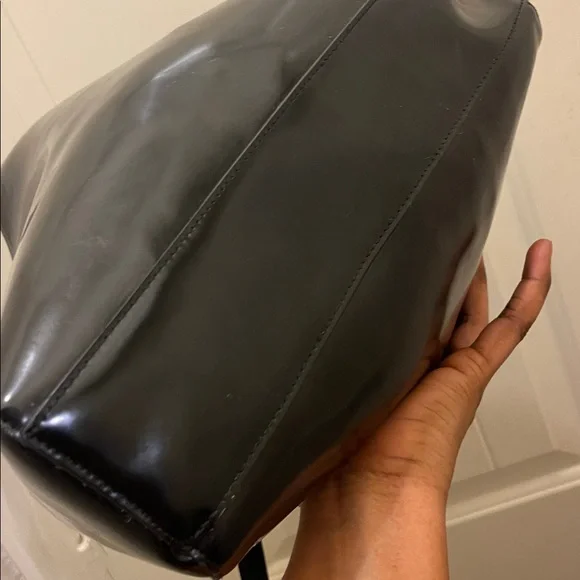 Givenchy Parfums please check all picture of condition - Picture 10 of 17